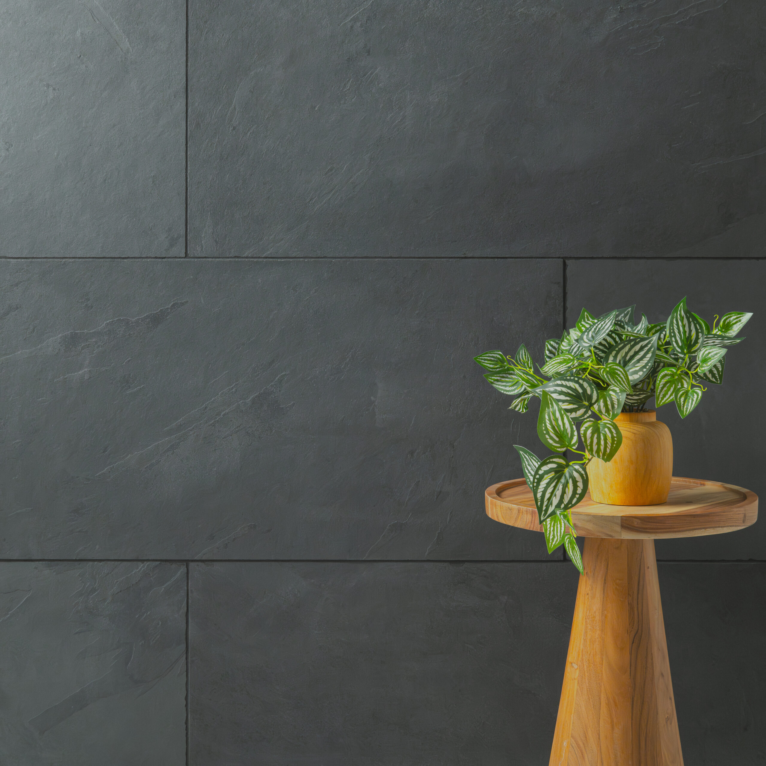 Montauk Black 18×36