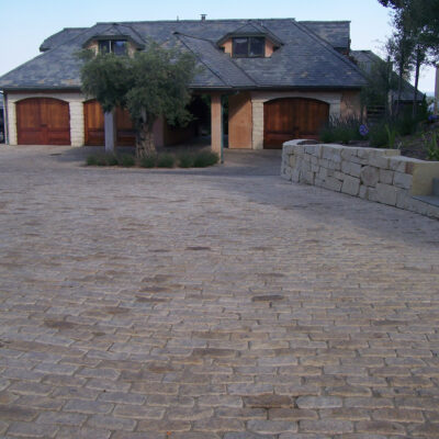 Ming Gold Granite Cobblestone 4x8x2 inch - Image 3