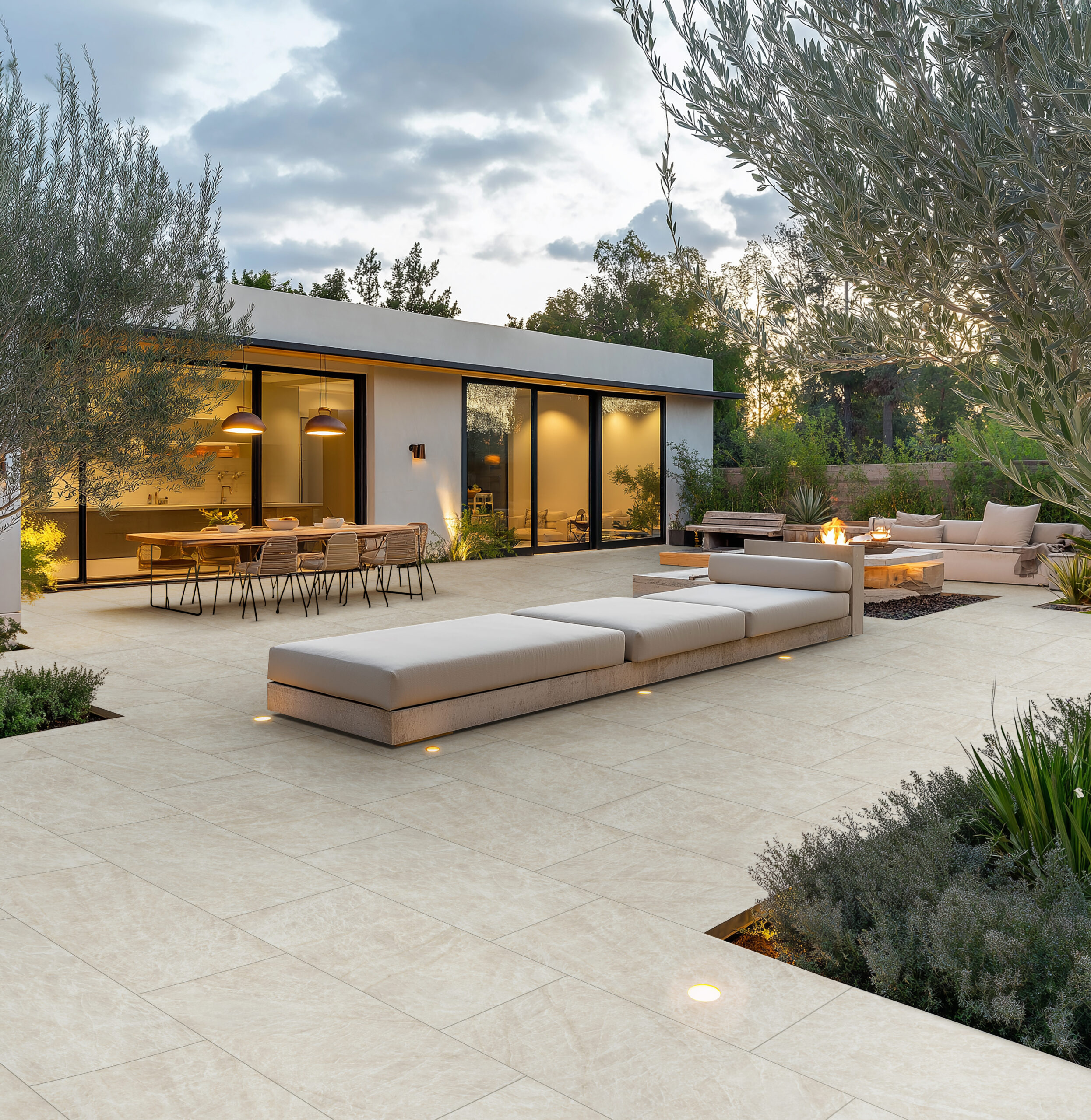 TAWINGS ホワイトカラーLP Taja Ivory Porcelain Paver 24x48 - StoneLocator